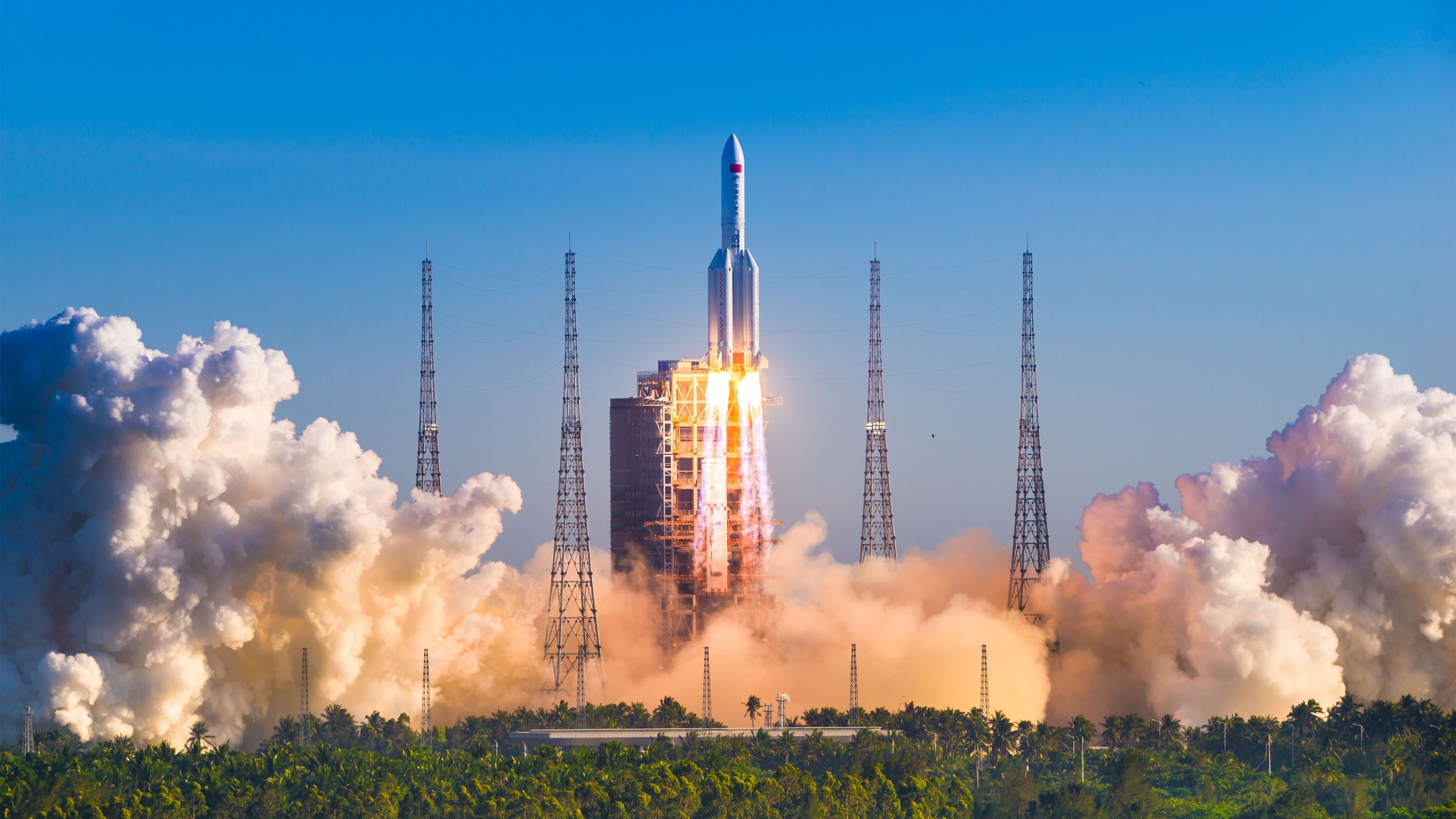 国王主帅专注培养年轻球员对比赛阅读能力,国王球队队员