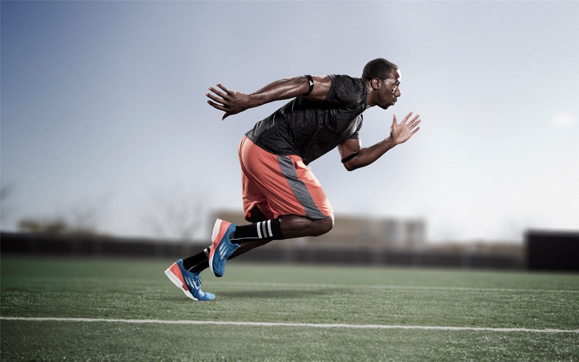 欧冠小组赛：利物浦2比0击退塞维利亚 安菲尔德再现“红色高压锅”